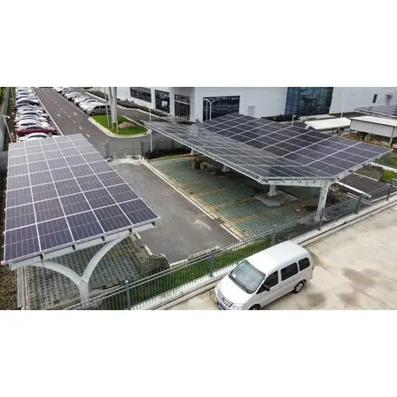 Carport solar conectat spate în spate