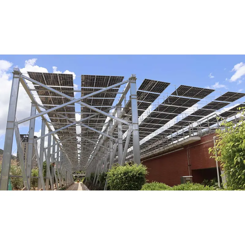 Sistem de montaj solar cu două stâlpi la sol